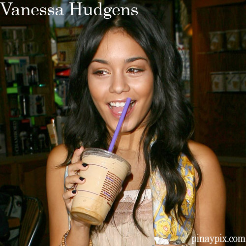 Yes She Does Vanessa Hudgens